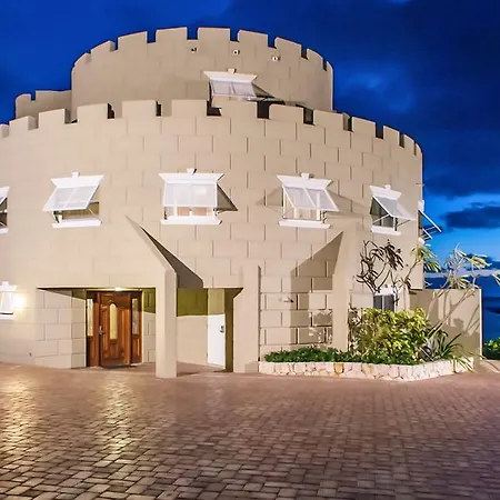 Cayman Castle Hotel